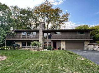 3565 N 169th St, Brookfield, WI 53005