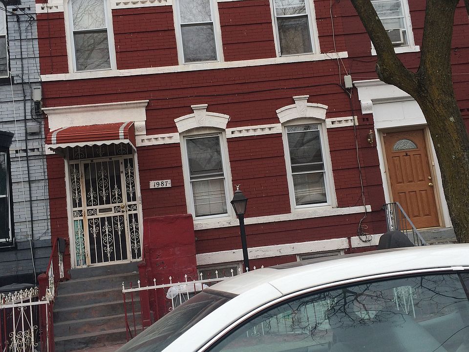 1st image of 1984 Bergen St