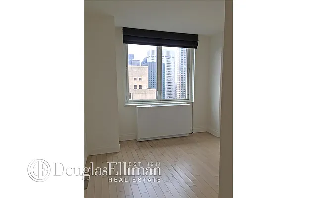 Rented by Douglas Elliman | media 23