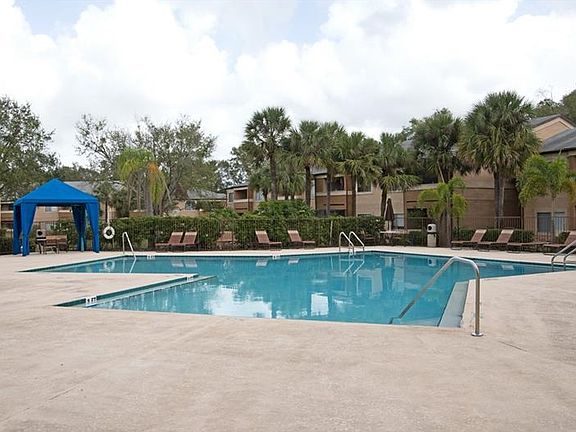 2nd image of 602 Kenwick 202 Cir