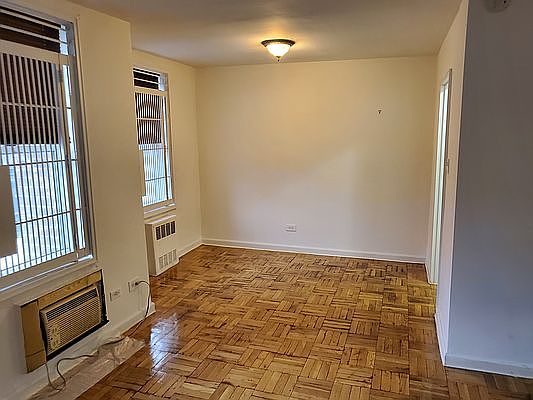 5th image of 6311 Queens Blvd APT B18