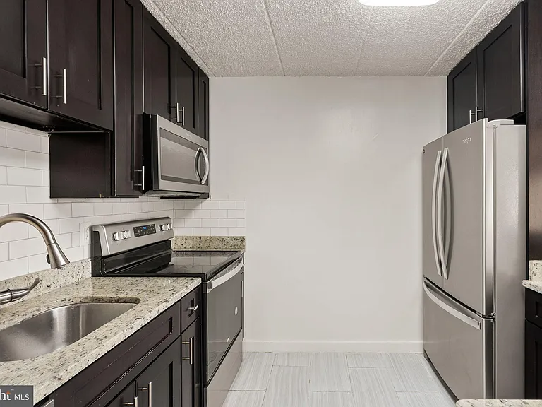 5140 Maris Ave #200 — Photo 9
