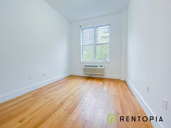 3rd image of 36A Meserole St #2A