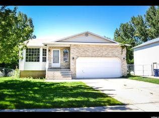 5581 S 3375 W, Roy, UT 84067