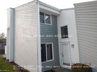 1500 Bobby Ln #1, Westlake, OH 44145