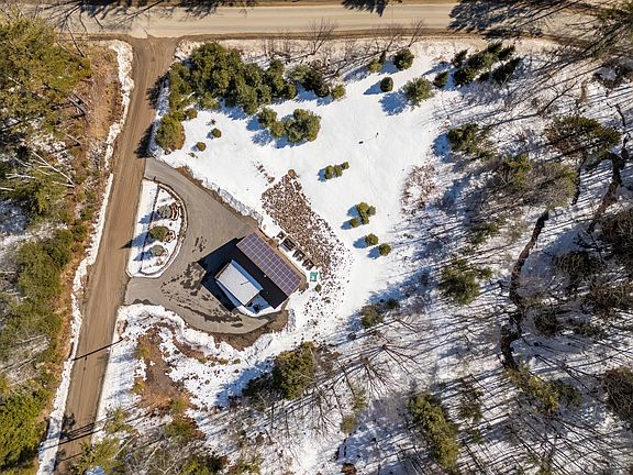 3rd image of 8 Ellingwood Mountain Road