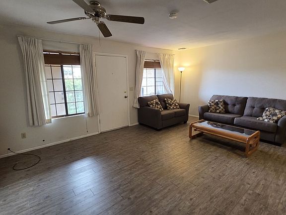 3rd image of 1072 Tower Butte Rd