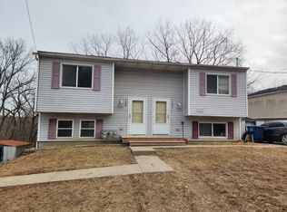 1409 E 40th St, Des Moines, IA 50317