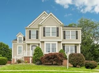 505 W McMurray Rd, Canonsburg, PA 15317