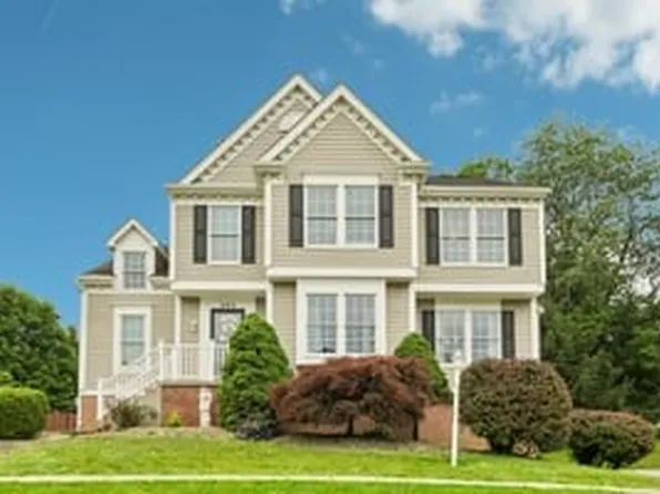 505 W McMurray Rd, Canonsburg, PA 15317