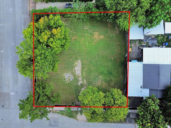 3rd image of 4404 Gano St