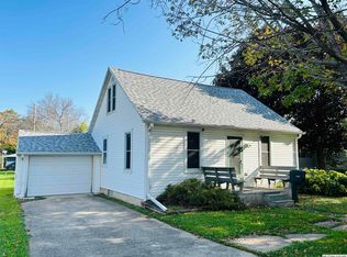 1127 Chase St, Osage, IA 50461