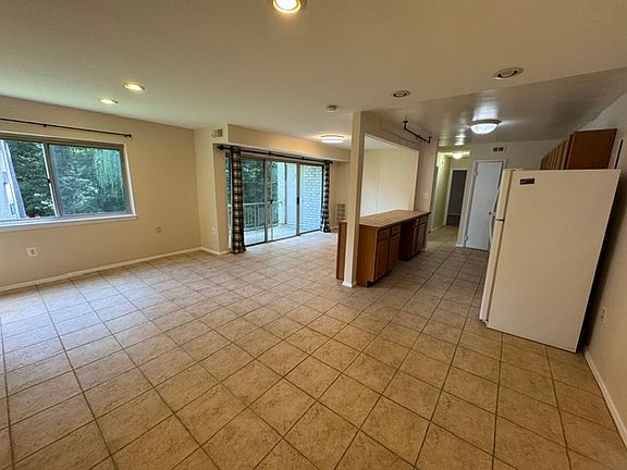 3rd image of 12309 Braxfield Ct APT 8