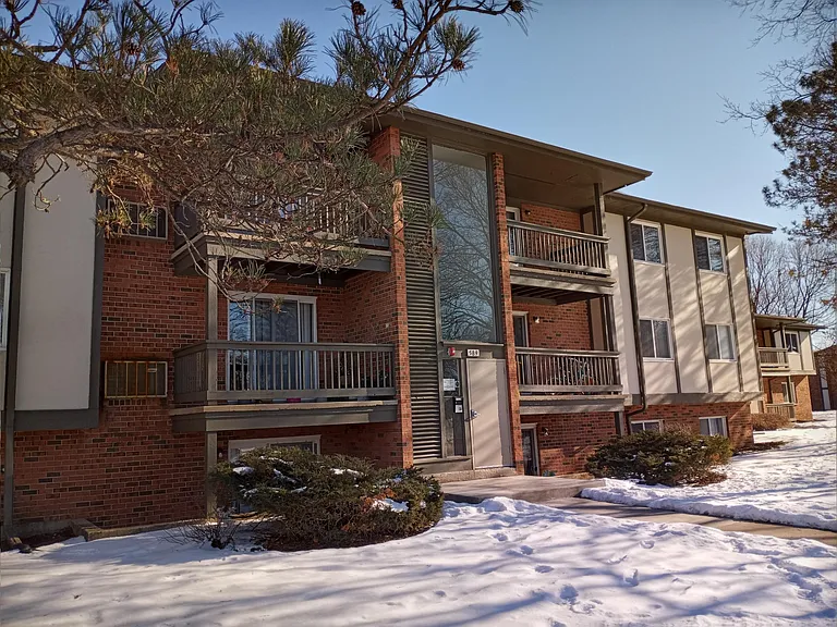 Darlington Court Apartments — Photo 29