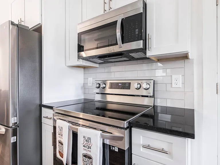 106 Leisure Pointe Cv — Photo 8