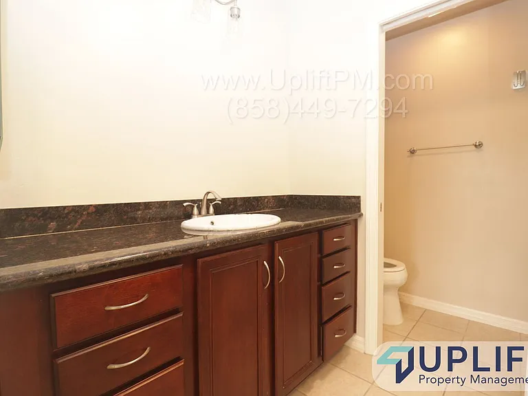 5402 Balboa Arms Dr #305 — Photo 8