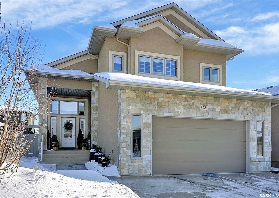 1st image of 3921 Sandhill Cres