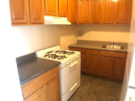 5th image of 465 E 7th St #59