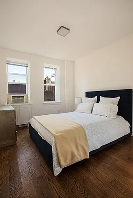 Rented by Area New York | media 11