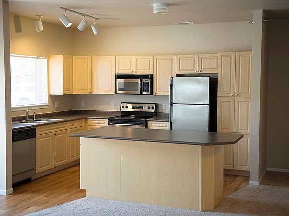3rd image of 15734 Foliage Ave #312A