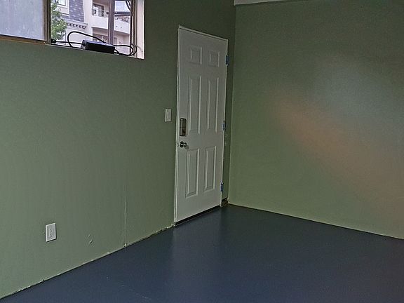 2nd image of 3290 Eucalyptus Ave