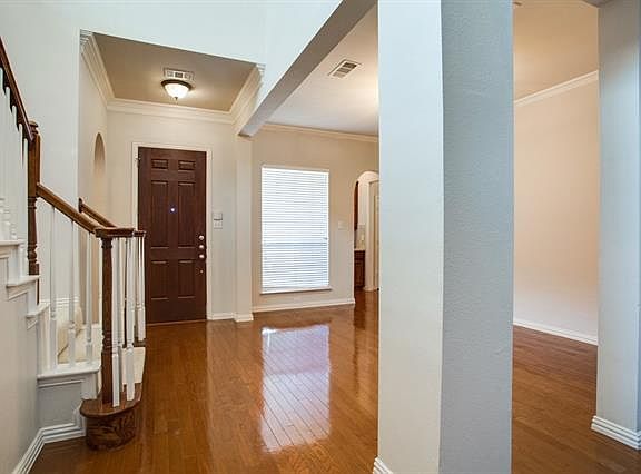 5th image of 3308 Mandalay Dr