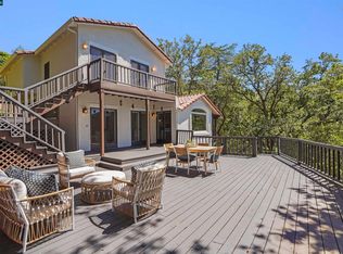 46 Camino Sobrante, Orinda, CA 94563