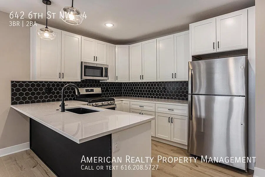 3 bed, 1514 sqft, $2,200 — Photo 3