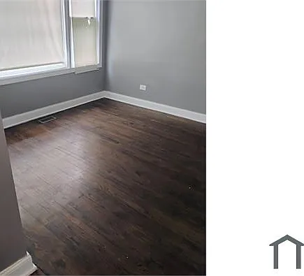 8540 S Phillips Ave — Photo 2