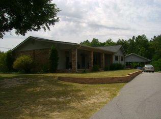 60 Violet Dr, Ellisville, MS 39437