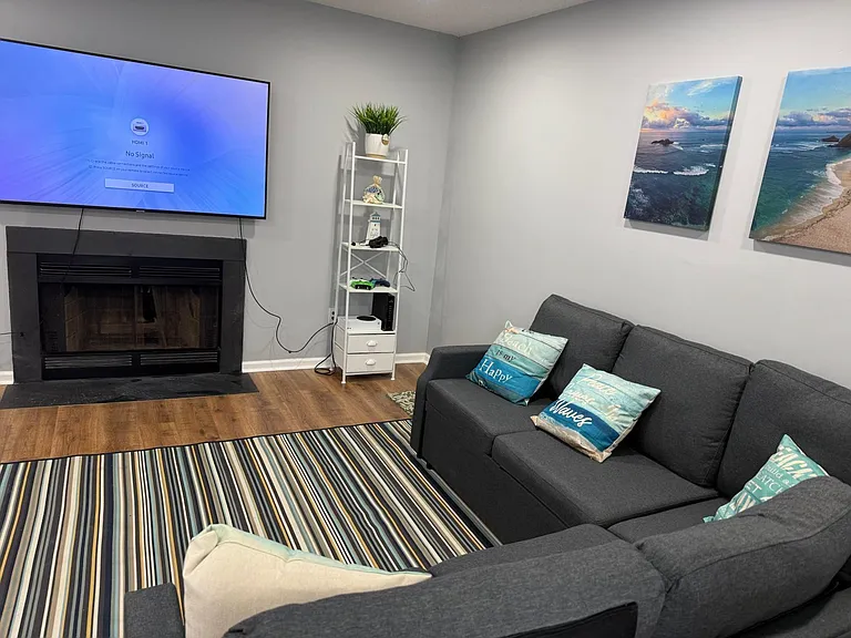 620 Shoreham Ct #103 — Photo 8
