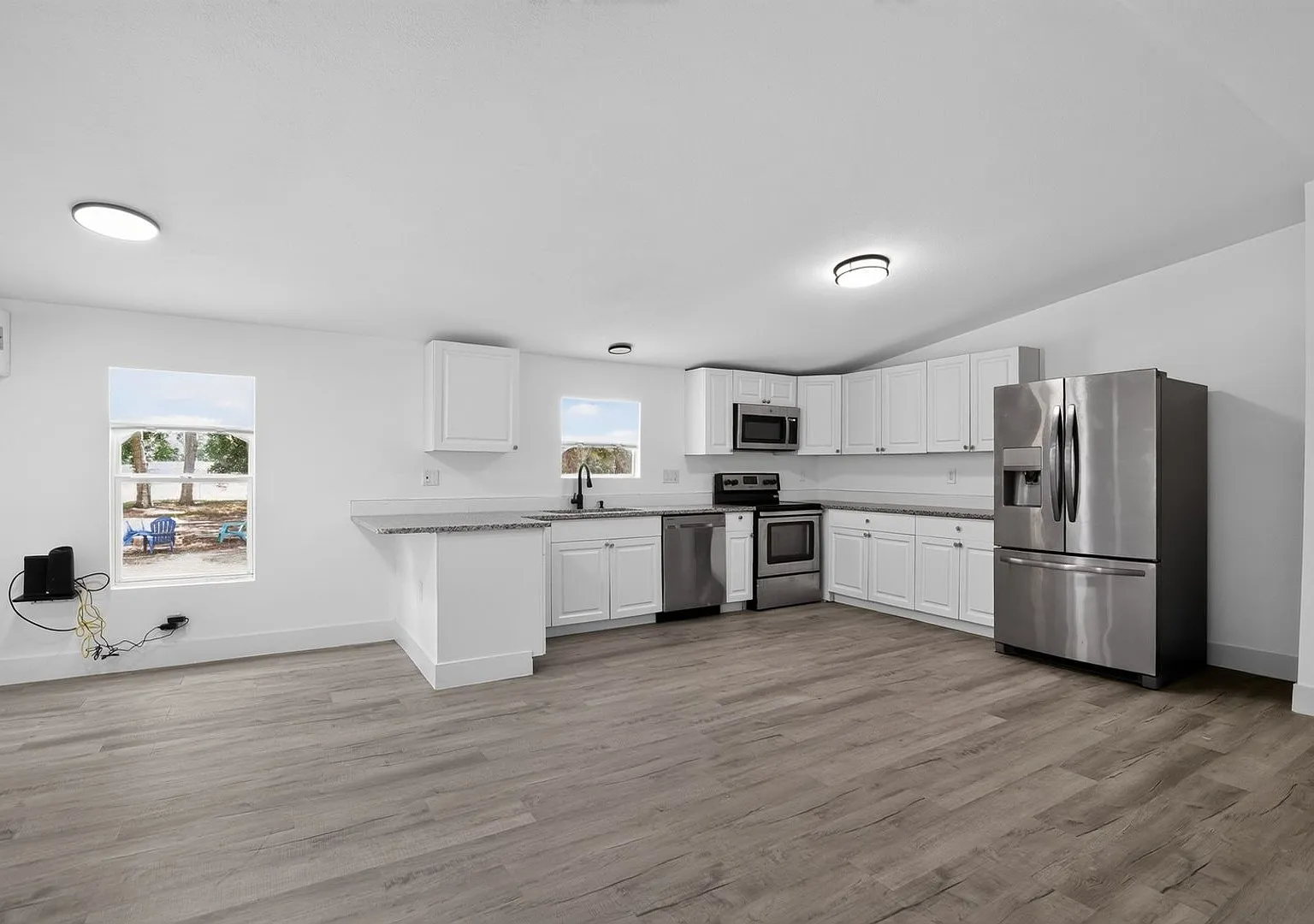 Charming 4BR House in Ocala — Photo 2