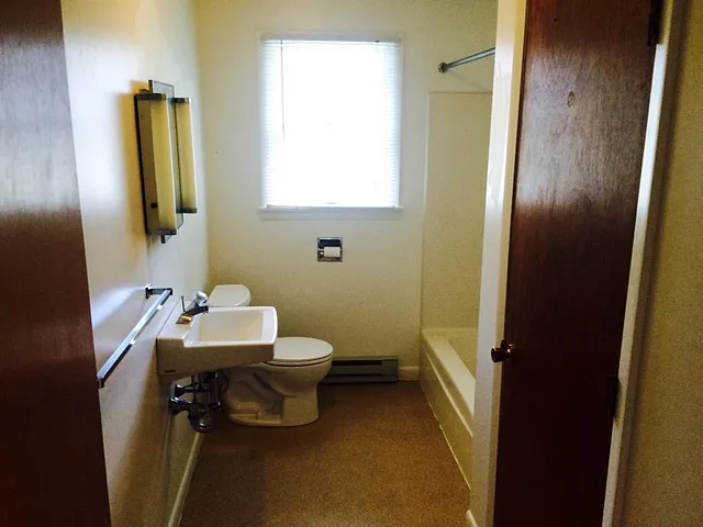 21 Hallock St #18 — Photo 5