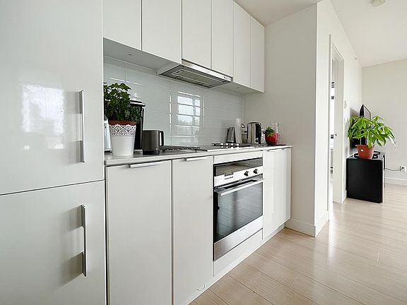 4th image of 1601-1308 Hornby St #1601