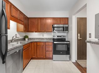 78 10th St E Unit 406, Saint Paul, MN 55101