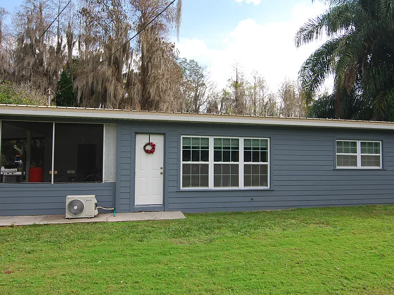 10112 State Road 33 — Photo 1