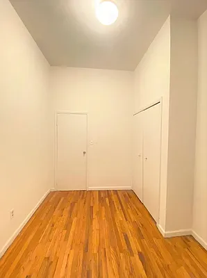 Rented by CitySites Real Estate Group | media 4