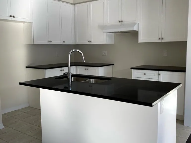 59 Alexandra Dr — Photo 4