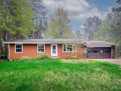 252 Timber Ln, Marquette, MI, 49855