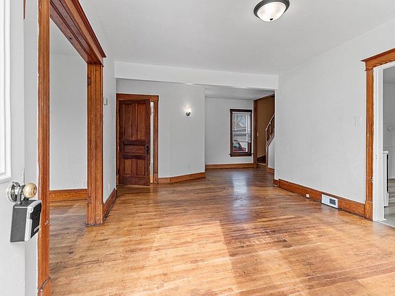 2nd image of 1808 27th STREET