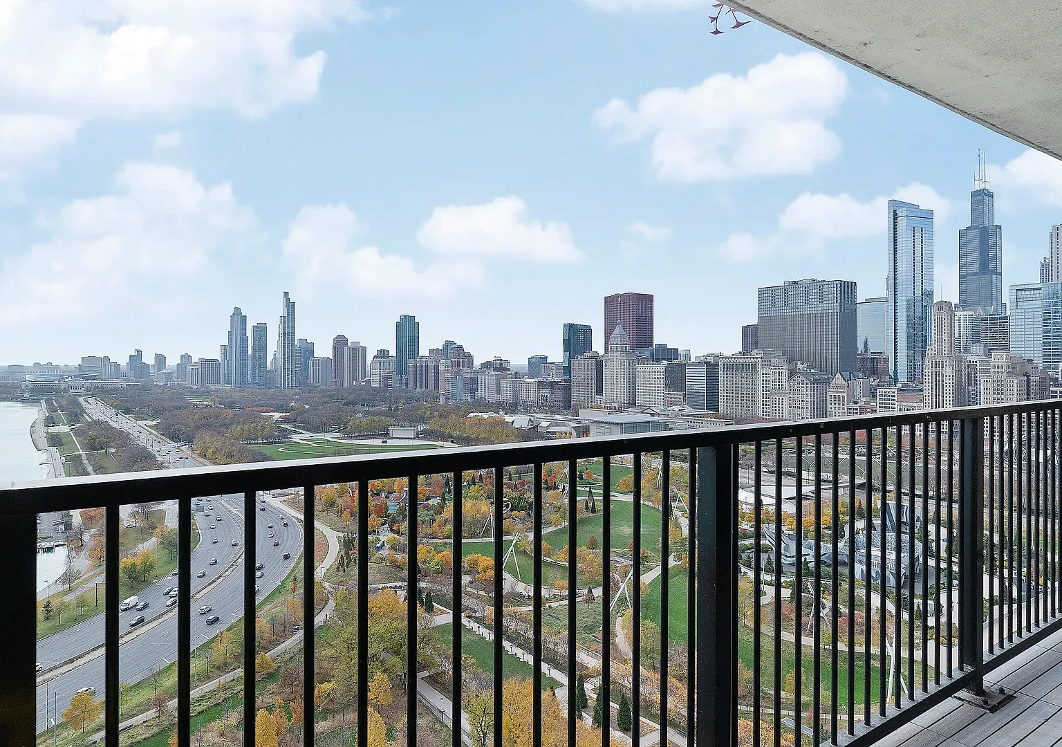 2 bed, 860 sqft, $3,000 — Photo 2