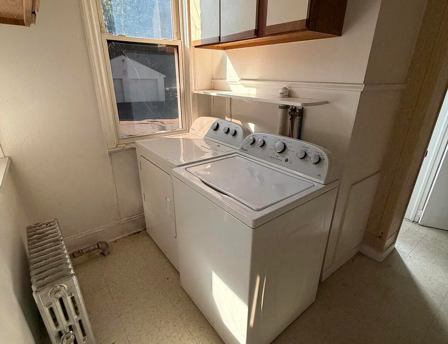1 bed, 1.0 bath, 650 sqft, $850 — Photo 2