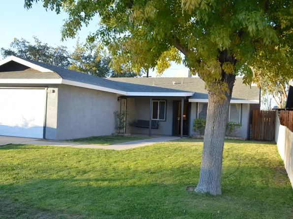 1104 W Saint George Ave, Ridgecrest, CA 93555