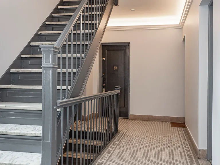 325 E 80th St #3B — Photo 12