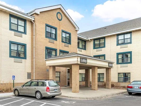 Minneapolis - Woodbury, 10020 Hudson Rd, Saint Paul, MN 55129