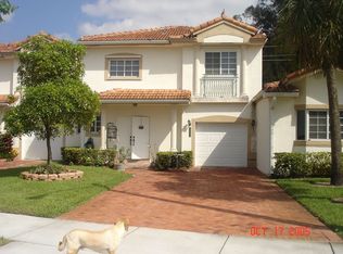 5930 SW 99th Ter, Cooper City, FL 33328