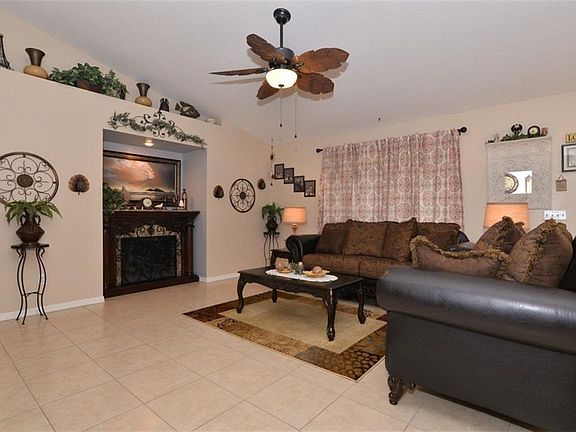 4th image of 765 Chestnut Ave