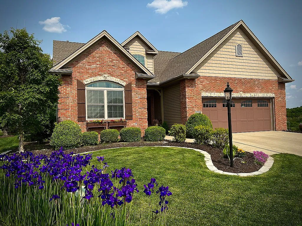 5718 N Mooring Way photo 1