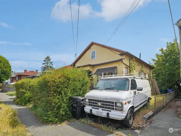 2626 58th Avenue SW, Seattle, WA 98116