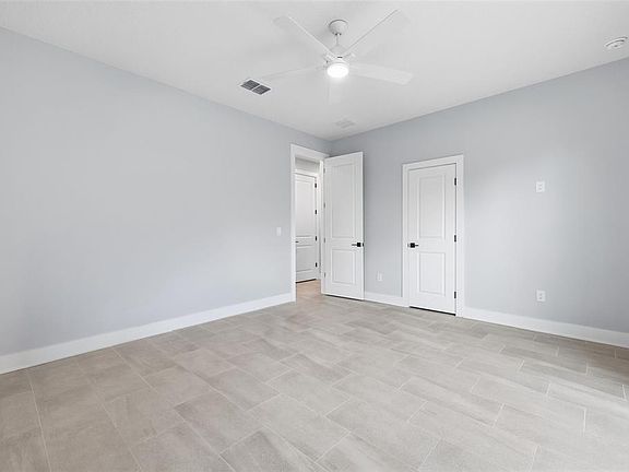 5th image of 4208 W CARMEN STREET #D